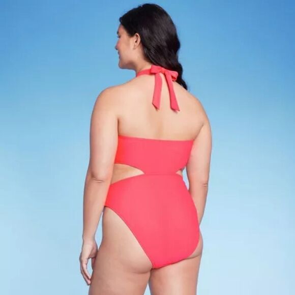 🆕🔥Cross Front Halter One Piece Swimsuit - Picture 4 of 7